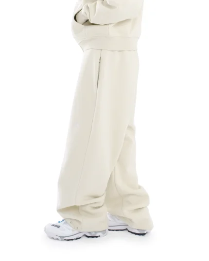 ALMOND DAY2DAY SWEATS